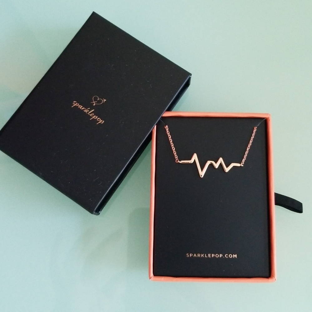 Sparklepop Heartbeat Rose Gold necklace